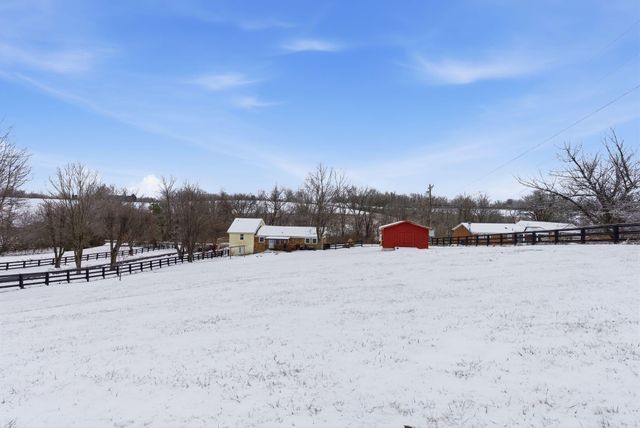 1746 Barnes Mill Road, Richmond, KY 40475