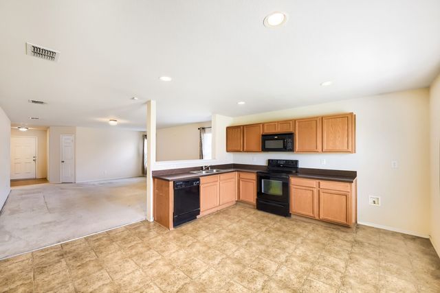 16909 Fenwick Court, Fort Worth, TX 76247