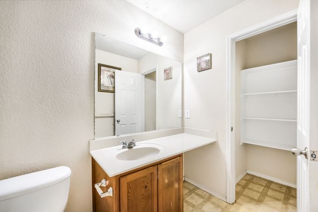 16909 Fenwick Court, Fort Worth, TX 76247
