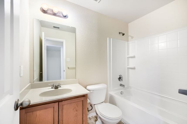 16909 Fenwick Court, Fort Worth, TX 76247