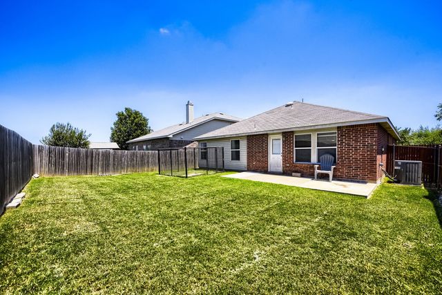 16909 Fenwick Court, Fort Worth, TX 76247
