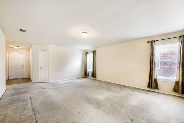 16909 Fenwick Court, Fort Worth, TX 76247