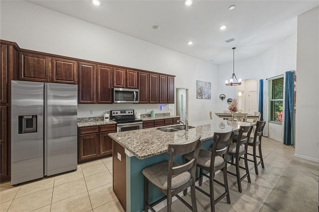 6414 DOE PATH COURT, Wesley Chapel, FL 33545