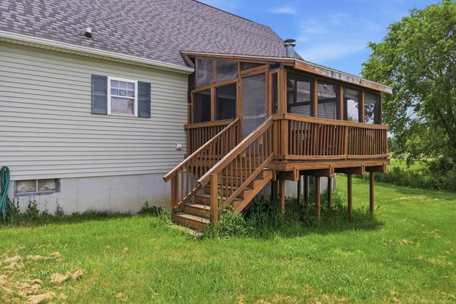 70897 Place Road, Richmond, MI 48062