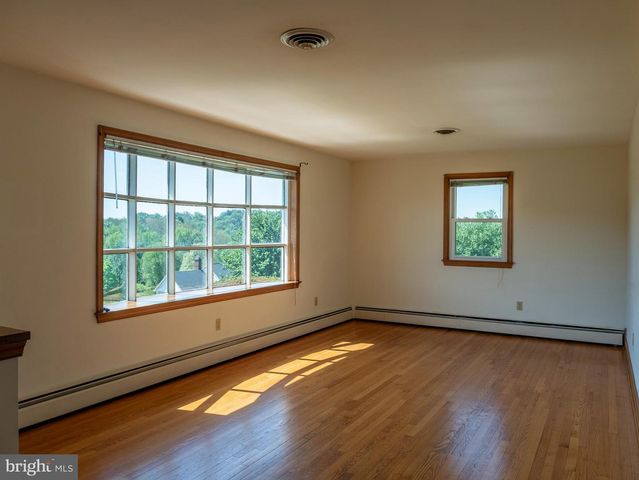 26906 CLARKSBURG RD, Damascus, MD 20872