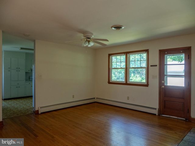 26906 CLARKSBURG RD, Damascus, MD 20872