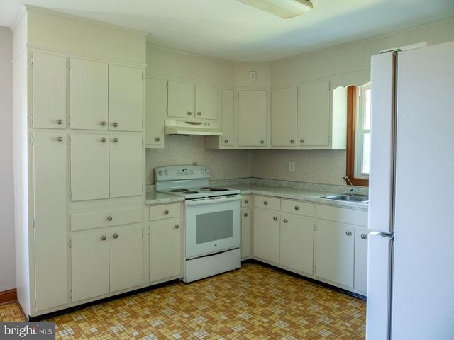 26906 CLARKSBURG RD, Damascus, MD 20872