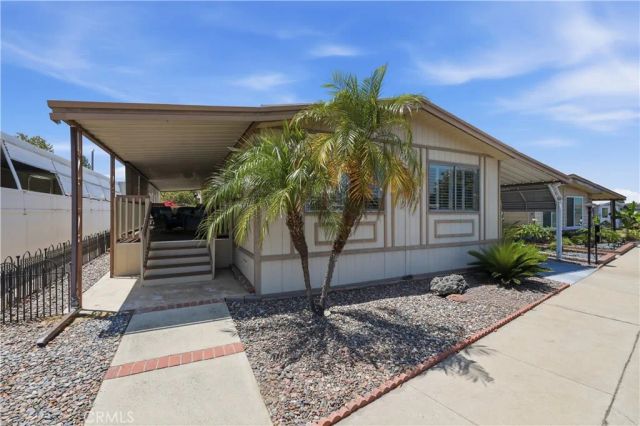 1251 E Lugonia 88, Redlands, CA 92374
