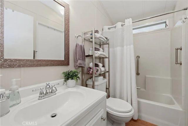 1251 E Lugonia 88, Redlands, CA 92374