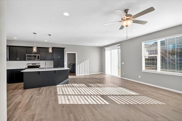 533 Redan Drive, Verona, WI 53593