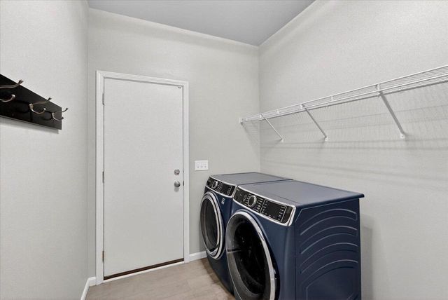 533 Redan Drive, Verona, WI 53593