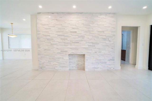 8811 Carlyle Ave, Surfside, FL 33154