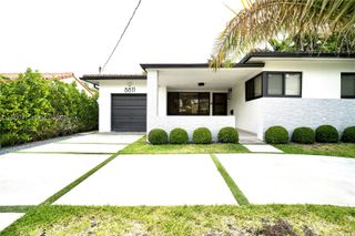8811 Carlyle Ave, Surfside, FL 33154