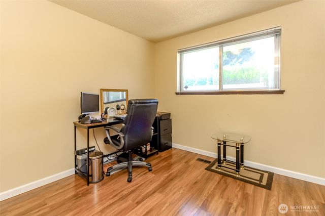 5709 N 13th Street, Tacoma, WA 98406