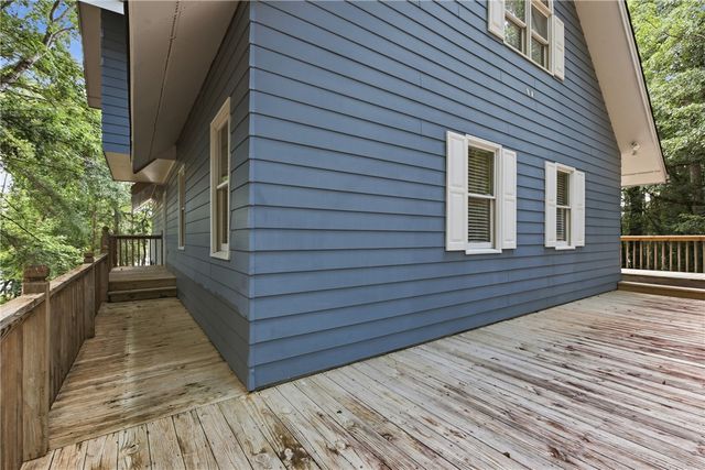 675 Currahee Ridge Road, Toccoa, GA 30577