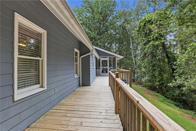 675 Currahee Ridge Road, Toccoa, GA 30577