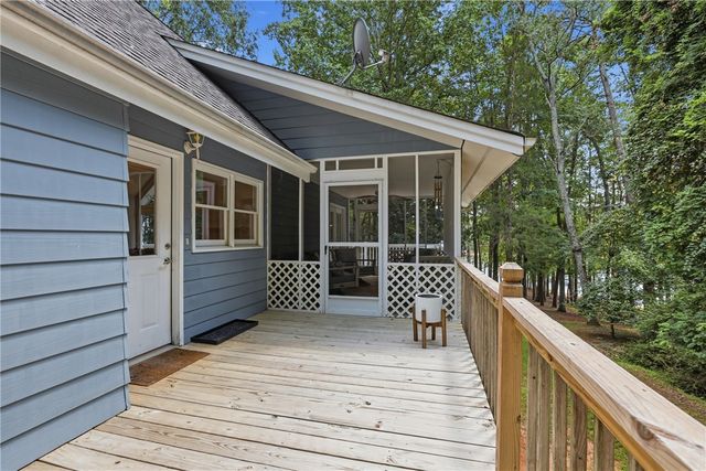 675 Currahee Ridge Road, Toccoa, GA 30577