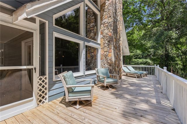 675 Currahee Ridge Road, Toccoa, GA 30577