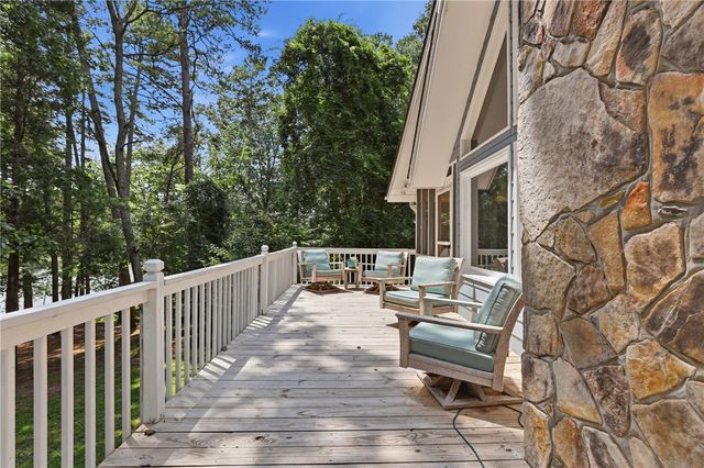 675 Currahee Ridge Road, Toccoa, GA 30577