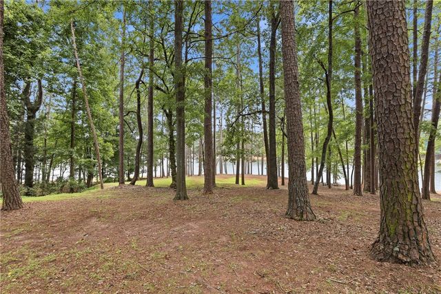 675 Currahee Ridge Road, Toccoa, GA 30577