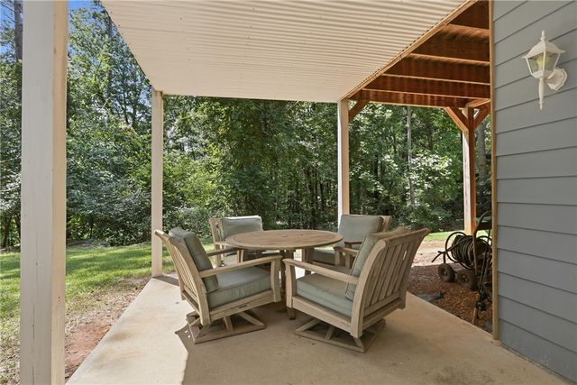 675 Currahee Ridge Road, Toccoa, GA 30577