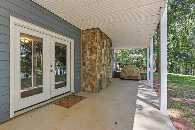 675 Currahee Ridge Road, Toccoa, GA 30577