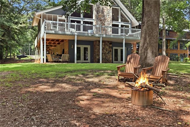 675 Currahee Ridge Road, Toccoa, GA 30577