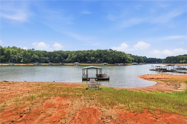 675 Currahee Ridge Road, Toccoa, GA 30577