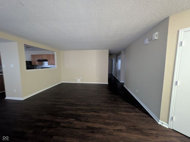 9128 Stones Bluff Place, Indianapolis, IN 46113