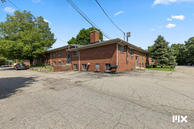 2907 S Burdick Street, Kalamazoo, MI 49001