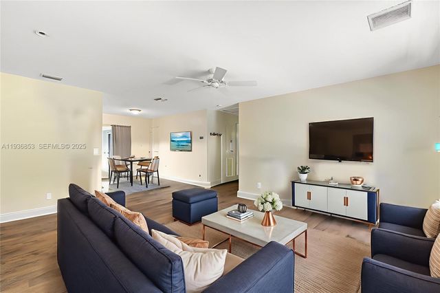 2135 79th Ct, Vero Beach, FL 32966