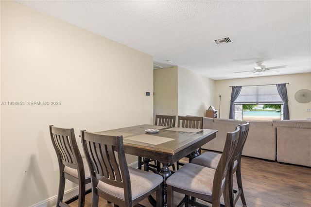 2135 79th Ct, Vero Beach, FL 32966