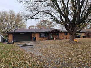 926 E Post Road, Anderson, IN 46012