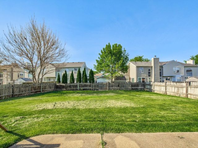 191 Pebblecreek Trail, Carol Stream, IL 60188