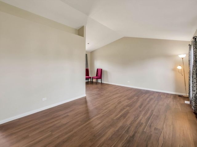 191 Pebblecreek Trail, Carol Stream, IL 60188