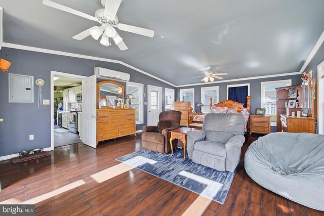 24295 SENEDO RD, Woodstock, VA 22664