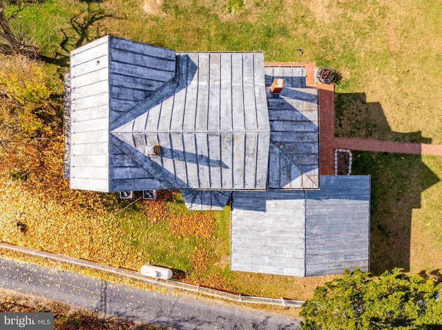 24295 SENEDO RD, Woodstock, VA 22664