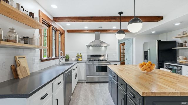 3525 Willowdale Road, Fort Wayne, IN 46802
