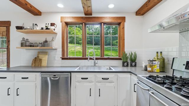 3525 Willowdale Road, Fort Wayne, IN 46802