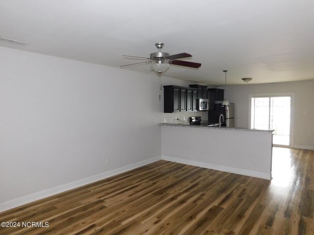 108 Meadow Way, Havelock, NC 28532
