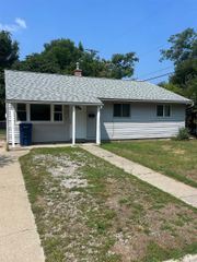 4907 Delta Drive, Flint, MI 48506