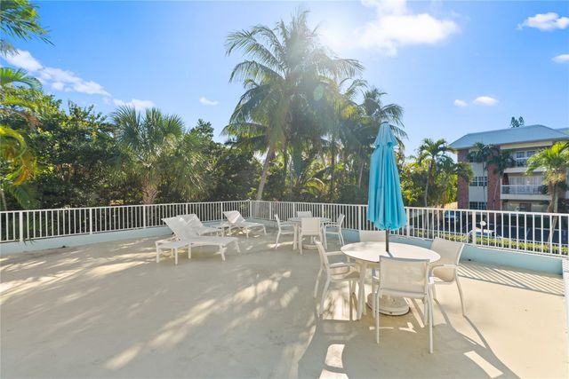 2426 SE 17th Street 207A, Fort Lauderdale, FL 33316