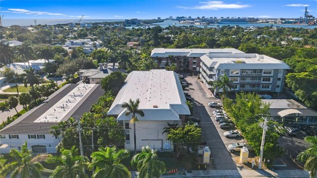 2426 SE 17th Street 207A, Fort Lauderdale, FL 33316