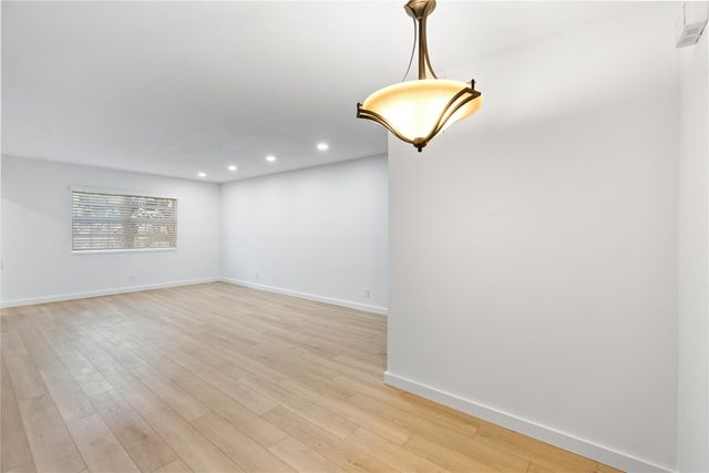 2426 SE 17th Street 207A, Fort Lauderdale, FL 33316