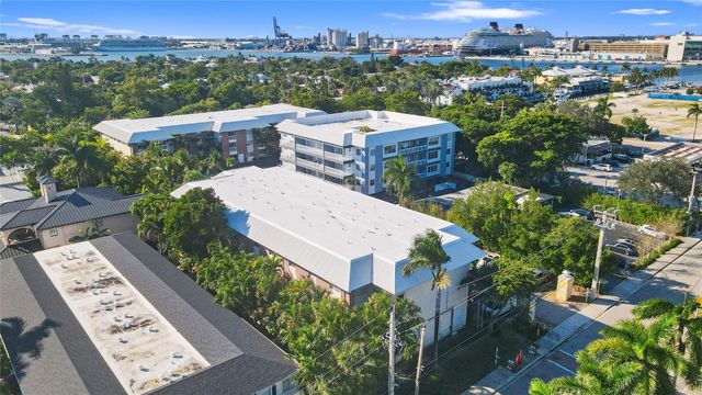 2426 SE 17th Street 207A, Fort Lauderdale, FL 33316