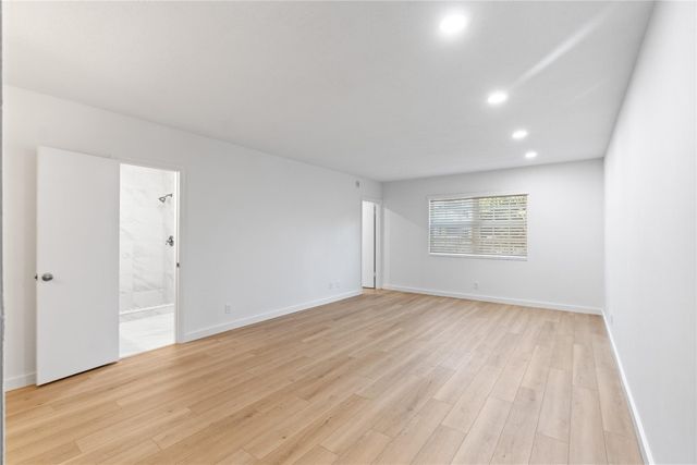 2426 SE 17th Street 207A, Fort Lauderdale, FL 33316