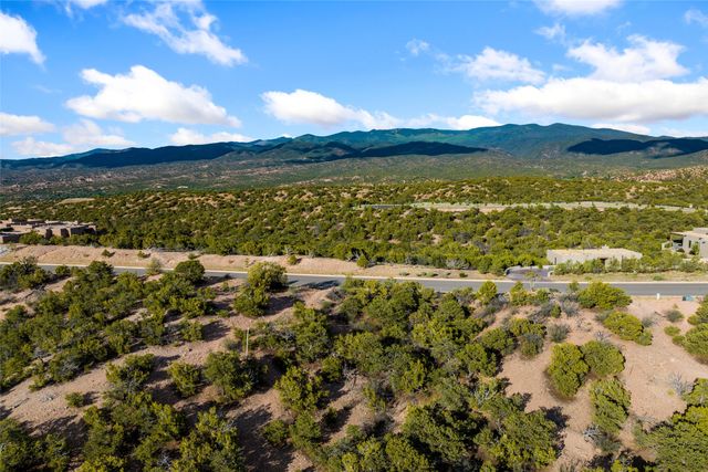 3296 Monte Sereno Drive, Santa Fe, NM 87506