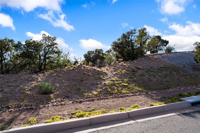 3296 Monte Sereno Drive, Santa Fe, NM 87506