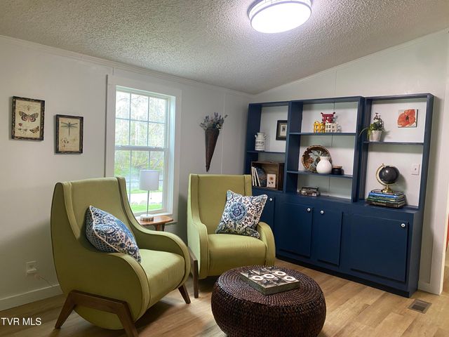 21570 Alvarado Road, Abingdon, VA 24211