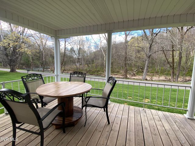 21570 Alvarado Road, Abingdon, VA 24211